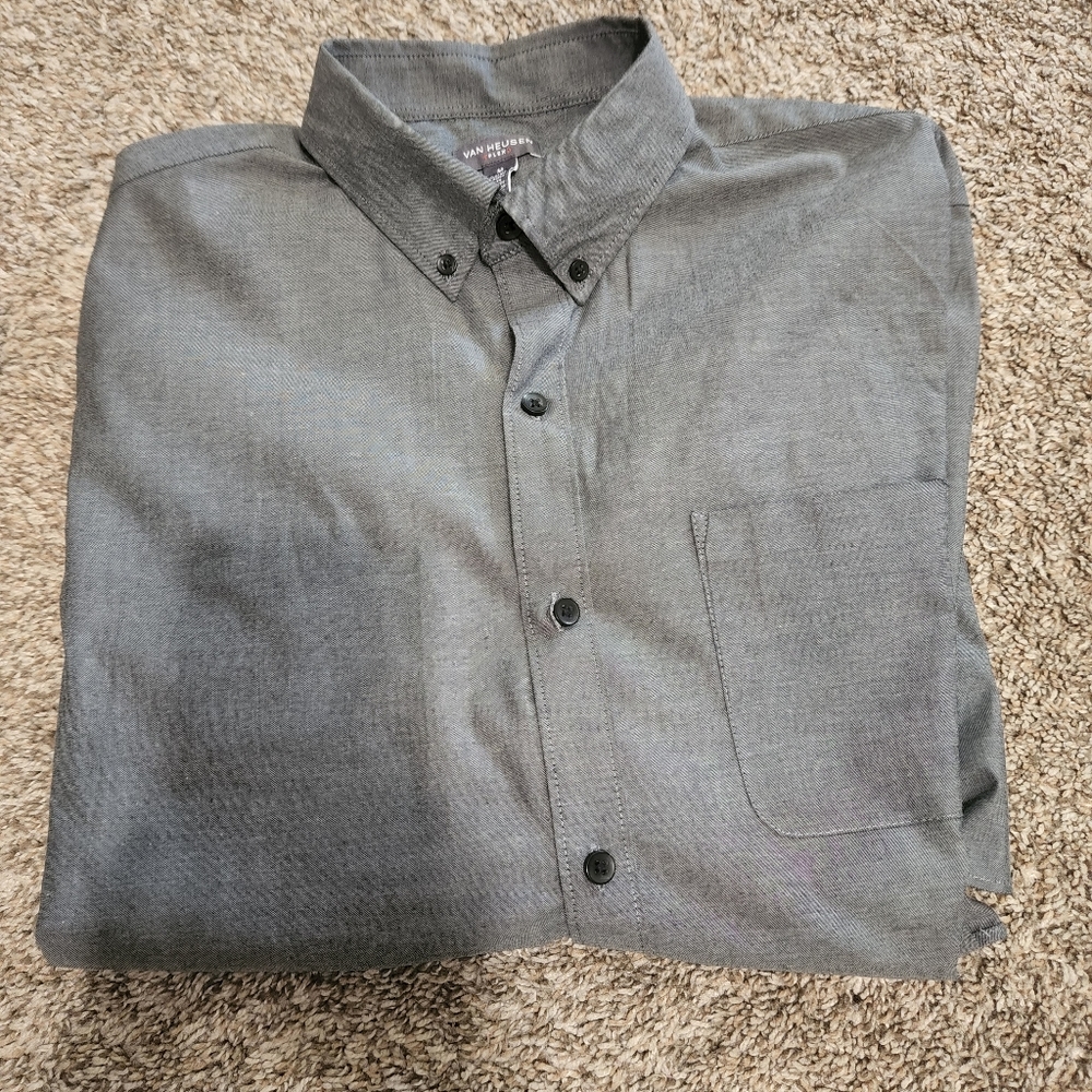 Van Heusen Grey Medium Dress Shirt
